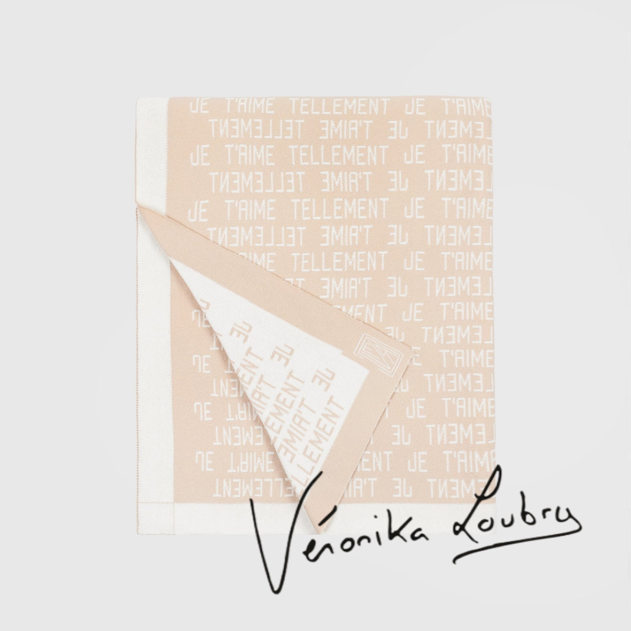 Veronika Loubry x Cover Edition "JE T'AIME TELLEMENT"