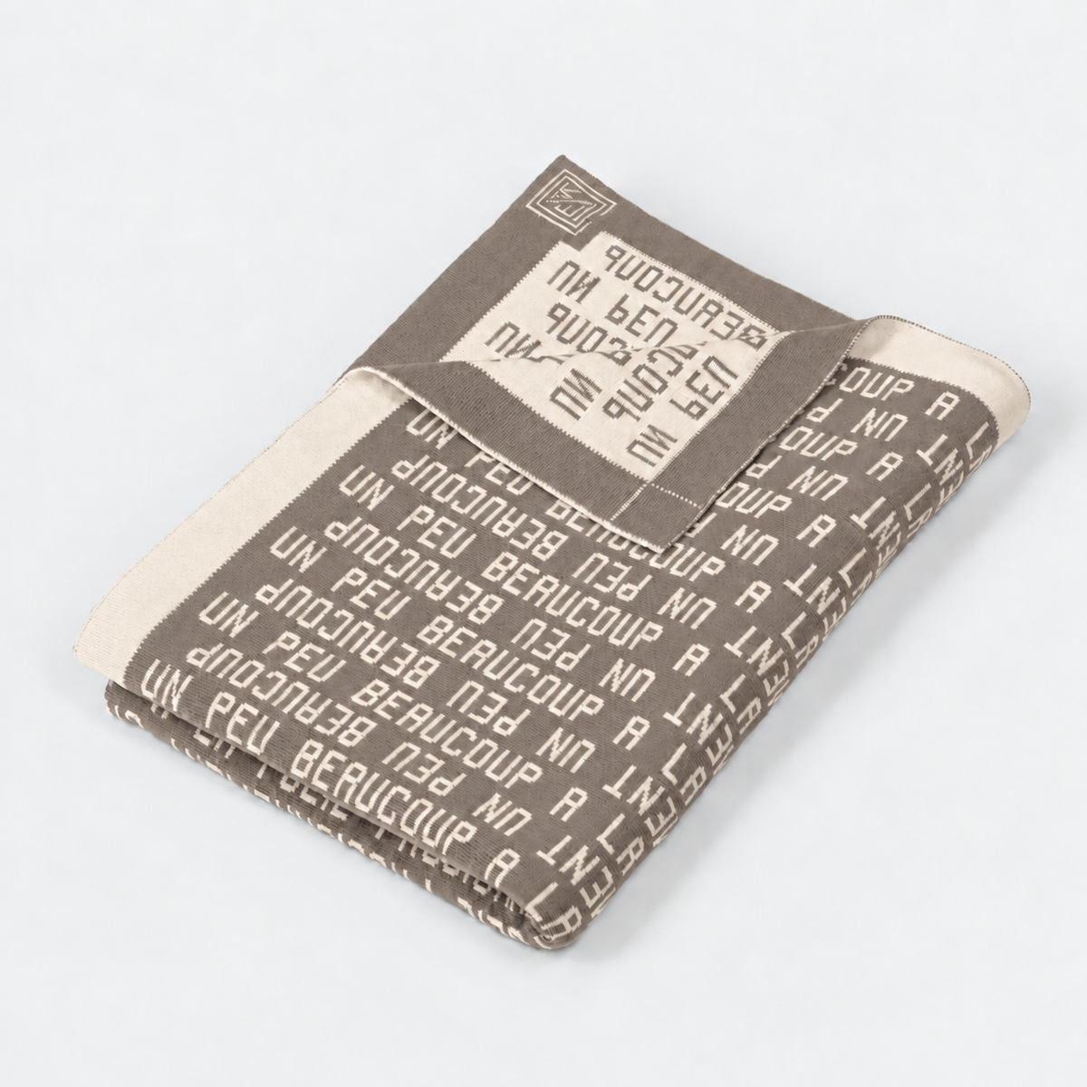__color:Taupe-Lin